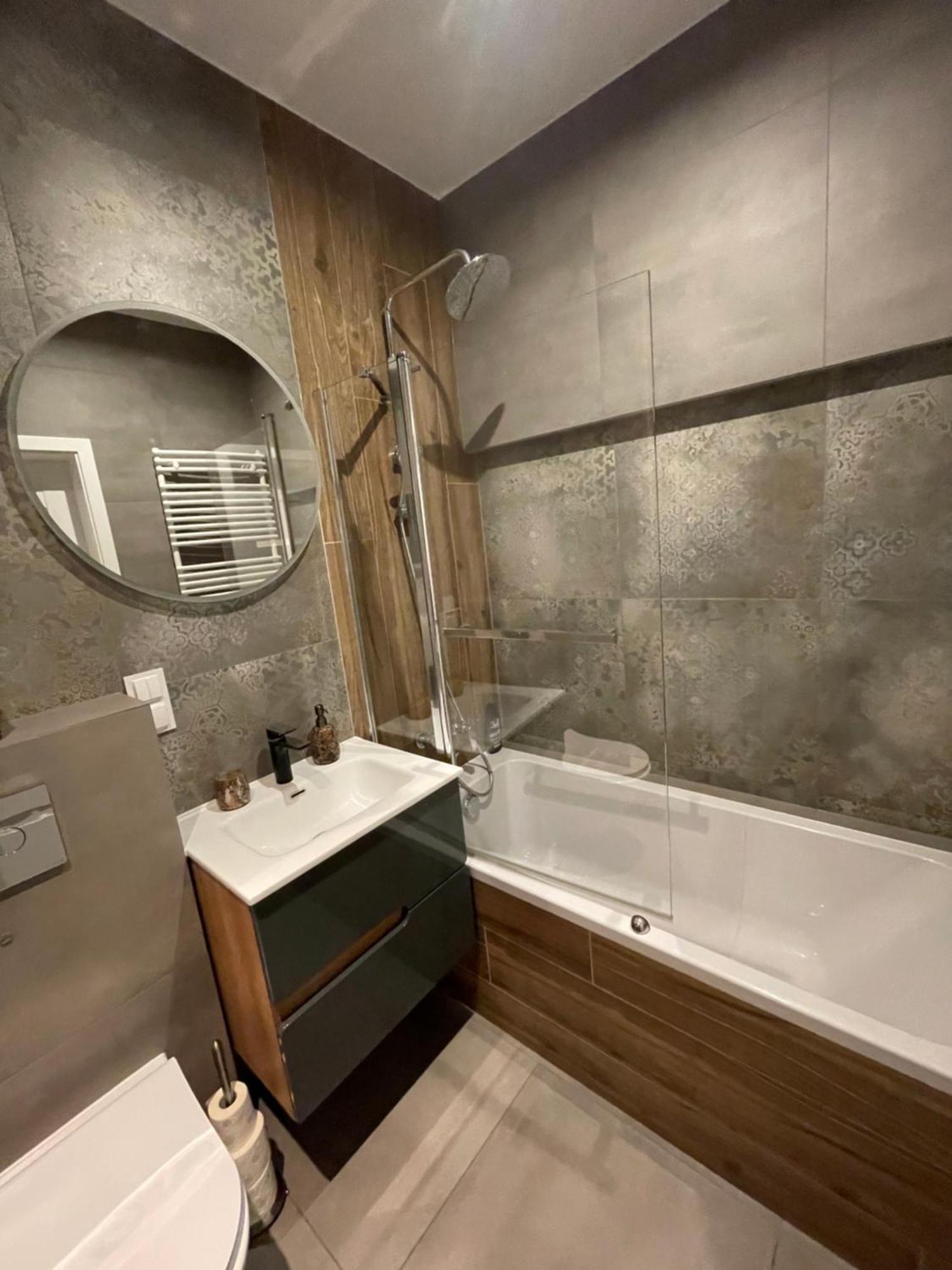 Essence Lux Apartment, Free Parking, Self Check-In 24H Poznan Exterior foto